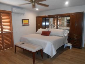 128 Laurel Rd, Hollywood FL 33021