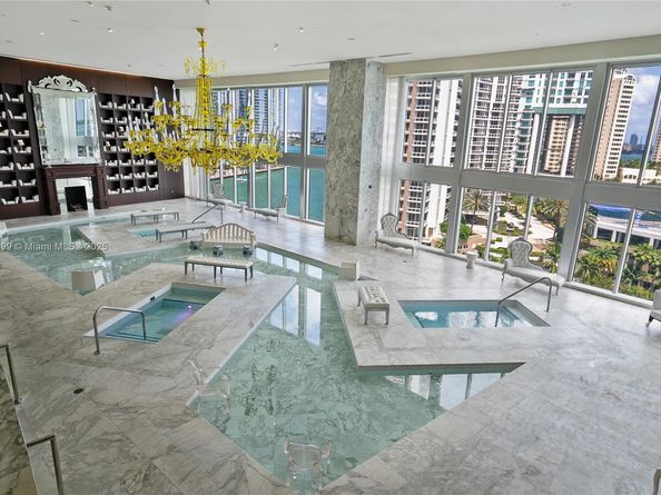 495 Brickell Ave 2709, Miami FL 33131