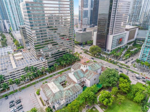 495 Brickell Ave 2709, Miami FL 33131