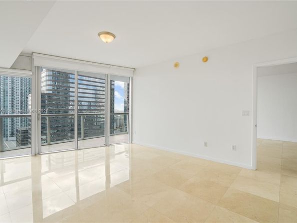 495 Brickell Ave 2709, Miami FL 33131