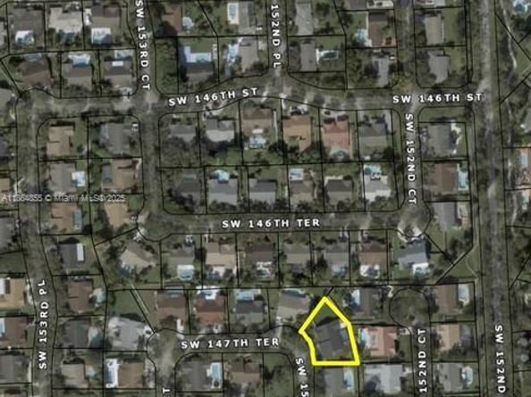14763 SW 152nd Pl, Miami FL 33196