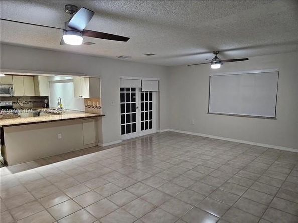 14763 SW 152nd Pl, Miami FL 33196