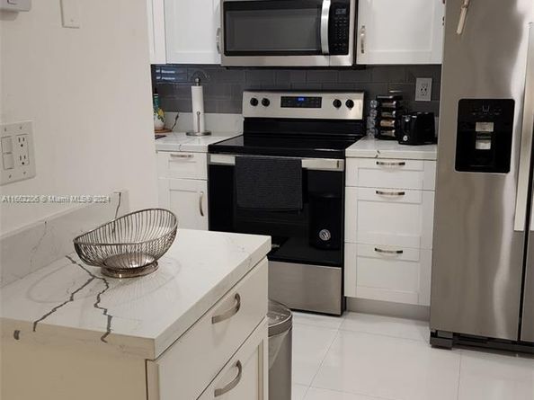 8930 S Hollybrook Blvd 106, Pembroke Pines FL 33025
