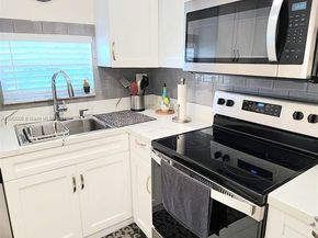 8930 S Hollybrook Blvd 106, Pembroke Pines FL 33025
