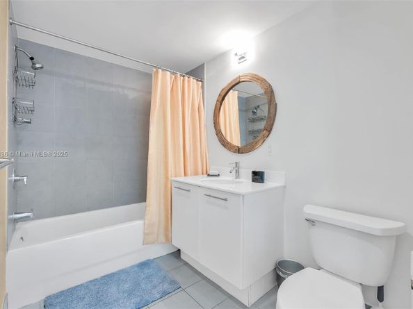 92 SW 3rd St 3611, Miami FL 33130