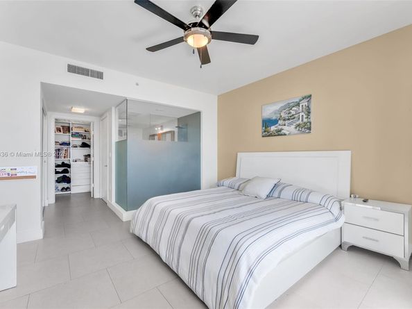 92 SW 3rd St 3611, Miami FL 33130