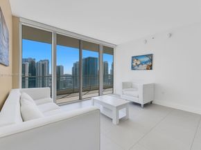 92 SW 3rd St 3611, Miami FL 33130