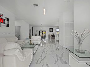 13351 SW 190th St, Miami FL 33177