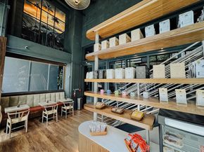 229 SW 9th St 202, Miami FL 33130