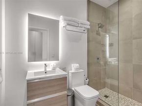 229 SW 9th St 202, Miami FL 33130