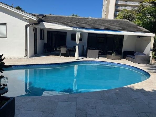 2606 N Riverside Dr, Pompano Beach FL 33062