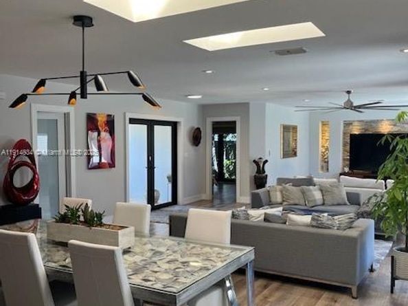 2606 N Riverside Dr, Pompano Beach FL 33062