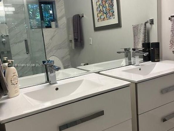 2606 N Riverside Dr, Pompano Beach FL 33062