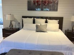 2606 N Riverside Dr, Pompano Beach FL 33062