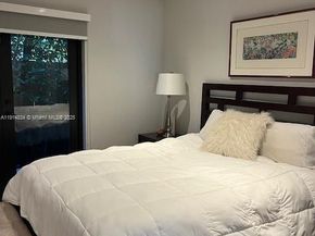 2606 N Riverside Dr, Pompano Beach FL 33062