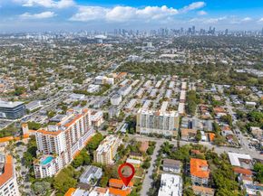 29 Santillane Ave 7, Coral Gables FL 33134