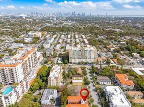 29 Santillane Ave 7, Coral Gables FL 33134