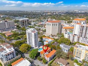 29 Santillane Ave 7, Coral Gables FL 33134