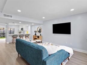 10053 SW 77th Ct, Miami FL 33156