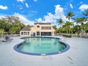 3449 NW 44th St 103, Oakland Park FL 33309