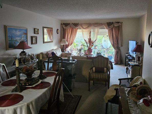 3571 Inverrary Dr 409, Lauderhill FL 33319
