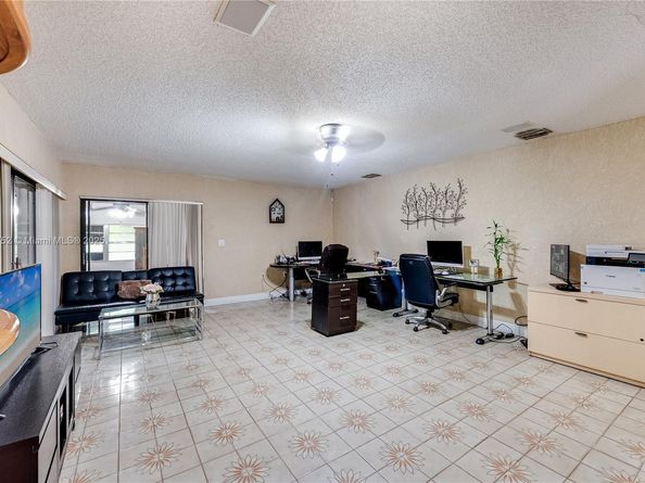 400 NW 128th Ave, Miami FL 33182