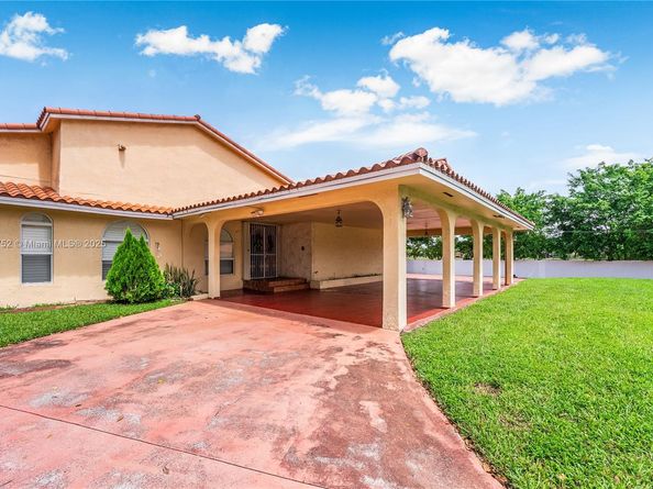 400 NW 128th Ave, Miami FL 33182