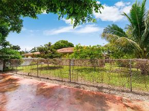 400 NW 128th Ave, Miami FL 33182