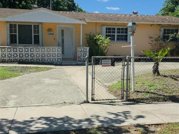 17960 NW 22nd Ct, Miami Gardens FL 33056