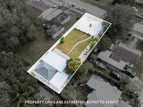 2285 NW 89th St, Miami FL 33147