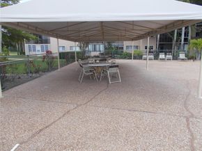 13001 SW 15th Ct 408T, Pembroke Pines FL 33027