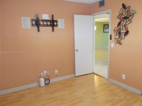 13001 SW 15th Ct 408T, Pembroke Pines FL 33027