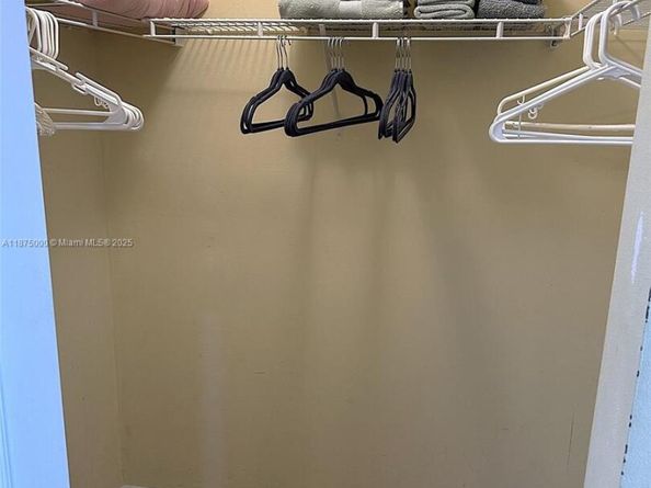 2080 S Ocean Drive 1010, Hallandale Beach FL 33009