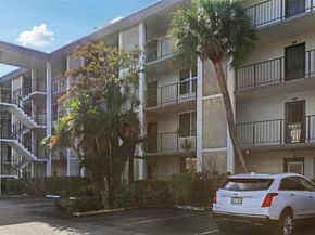 4850 NW 29th Ct 325, Lauderdale Lakes FL 33313