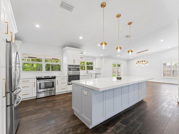 5976 SW 88 pl, Miami FL 33173