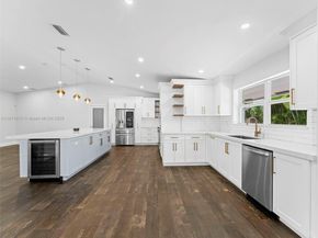5976 SW 88 pl, Miami FL 33173