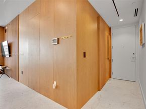 5775 Collins Ave 1105, Miami Beach FL 33140
