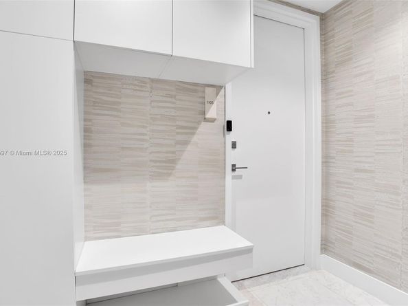 5775 Collins Ave 1105, Miami Beach FL 33140