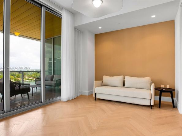 5775 Collins Ave 1105, Miami Beach FL 33140