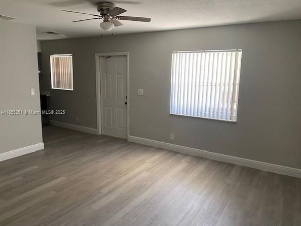 700 SW 16th Ave, Fort Lauderdale FL 33312