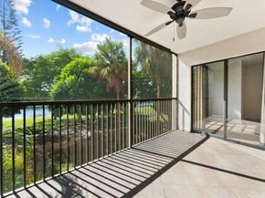 2202 S Cypress Bend Dr 204, Pompano Beach FL 33069