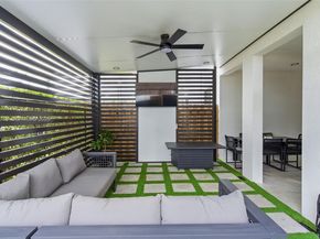 13615 SW 157th Ct, Miami FL 33196