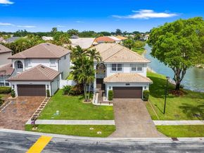 18498 E Covington Trce, Boca Raton FL 33498