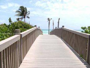 1201 S Ocean Dr 2404S, Hollywood FL 33019
