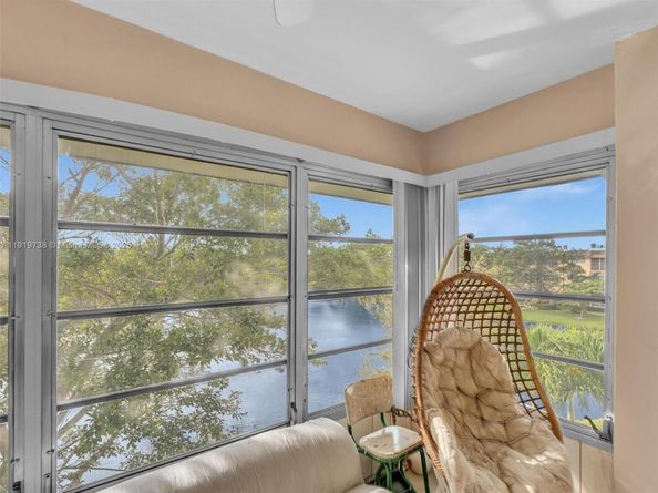 5102 NW 36th St 607, Lauderdale Lakes FL 33319
