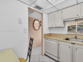 5102 NW 36th St 607, Lauderdale Lakes FL 33319