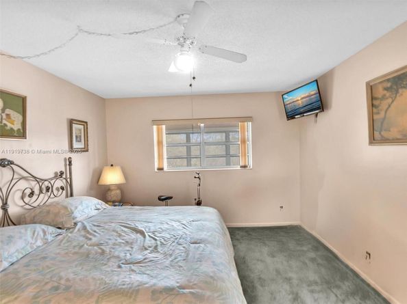 5102 NW 36th St 607, Lauderdale Lakes FL 33319