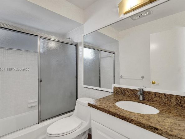 2481 SW 82nd Ave 205, Davie FL 33324