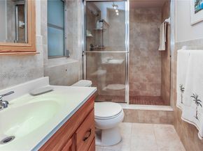 1425 Atlantic Shores Blvd 110, Hallandale Beach FL 33009