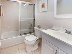 1425 Atlantic Shores Blvd 110, Hallandale Beach FL 33009